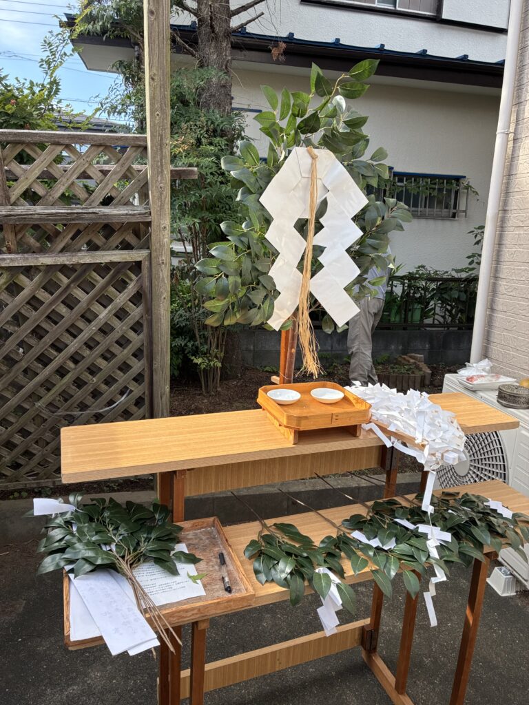 樹木伐採前のお祈り